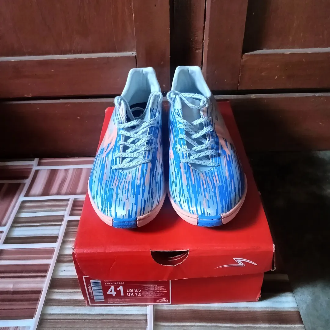 LIGHTSPEED REBORN IN GLACIER GREY